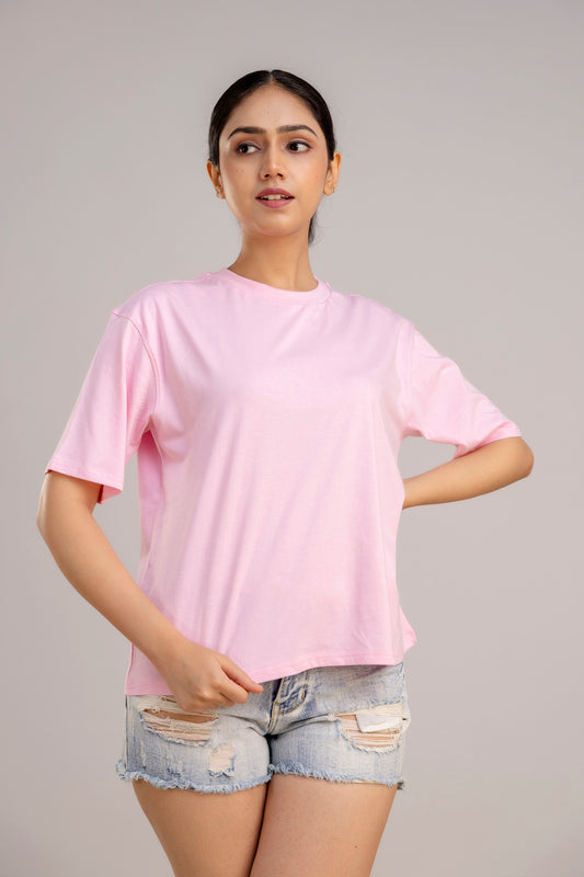 pink t-shirt